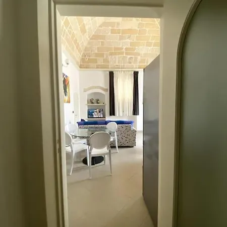In Διαμέρισμα *